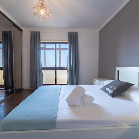 Feliciano Ramos 2 - T4 Familiar Perto Do Centro Da - Braga