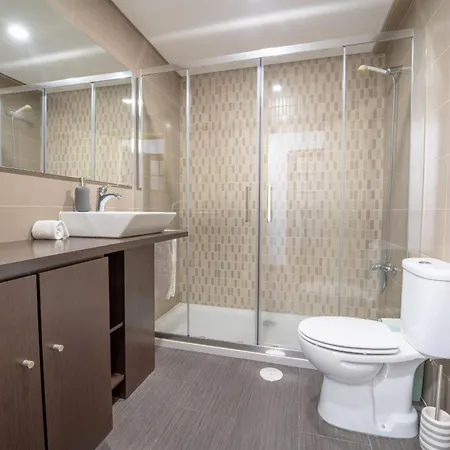 Feliciano Ramos 2 - T4 Familiar Perto Do Centro Da - * Braga